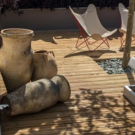 Casa Bonbon - Fantastic With Private Swimming Pool In Lagoa Completely Renovated Villa